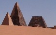 Nubian pyramids 图片